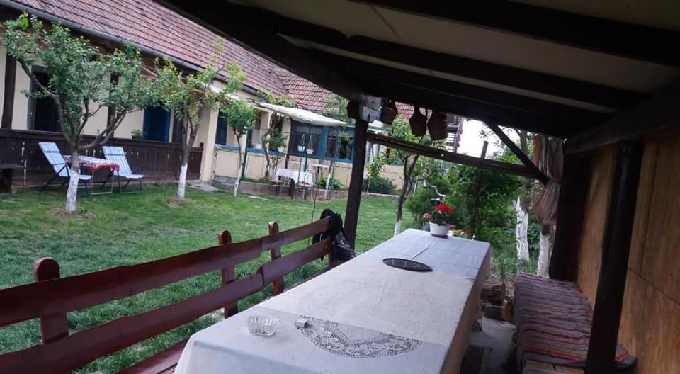 Casa Traditionala Ardeleana Madaras  Exteriér fotografie