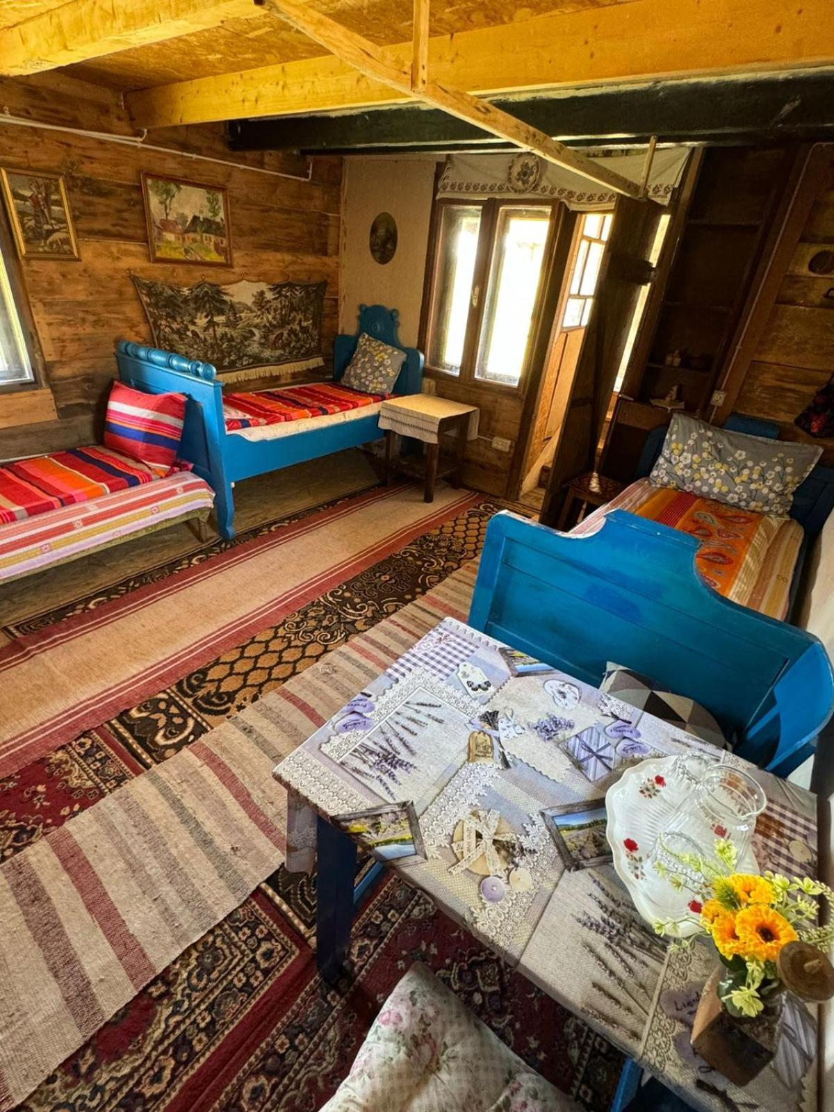 Casa Traditionala Ardeleana Madaras  Exteriér fotografie