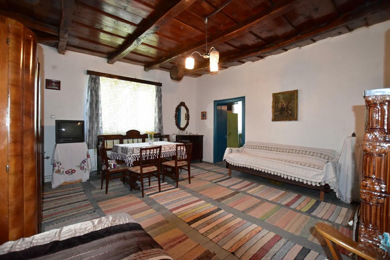 Casa Traditionala Ardeleana Madaras  Exteriér fotografie
